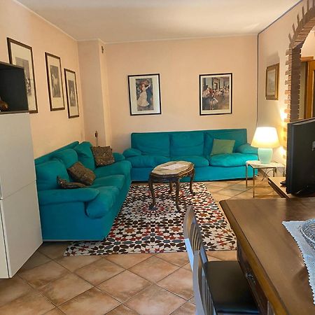 Casa Vacanza La Terrazza Вальброна Экстерьер фото